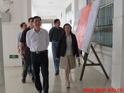 说明: http://news.gxun.edu.cn/upload/2012-04/12041709382493.jpg