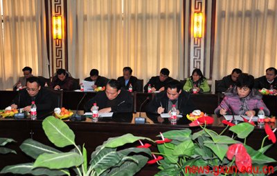 说明: http://www.gxun.edu.cn/upload/2012-01/12011716381688.jpg