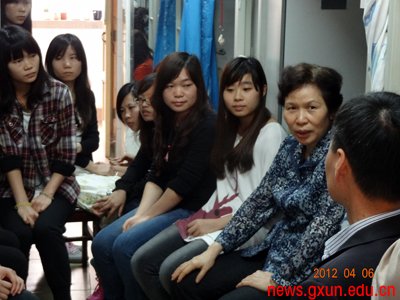 说明: http://news.gxun.edu.cn/upload/2012-04/12040909103809.jpg