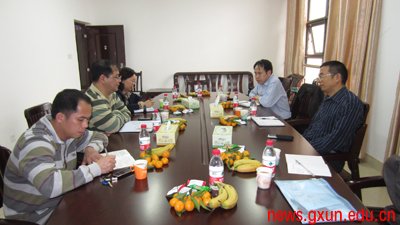 说明: http://news.gxun.edu.cn/upload/2012-04/12040916174653.jpg