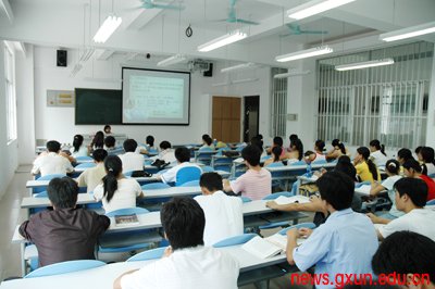 说明: http://news.gxun.edu.cn/upload/2012-06/12061208494371.jpg