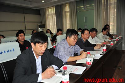 说明: http://news.gxun.edu.cn/upload/2012-03/12032221275012.jpg