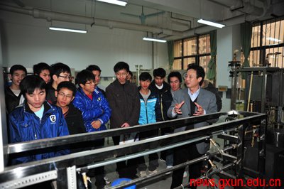 说明: http://news.gxun.edu.cn/upload/2012-06/12060815355639.jpg