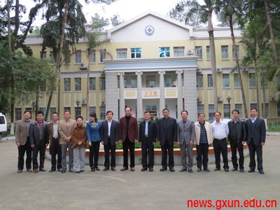 说明: http://news.gxun.edu.cn/upload/2012-03/12032617385318.jpg