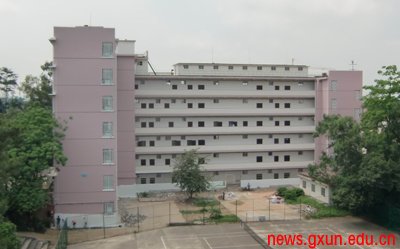 说明: http://news.gxun.edu.cn/upload/2012-06/12061509173021.jpg