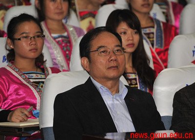 说明: http://news.gxun.edu.cn/upload/2012-11/12110818119489.jpg