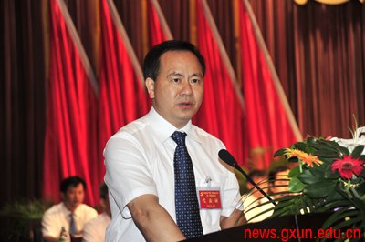 说明: http://news.gxun.edu.cn/upload/2012-06/12062914516420.jpg
