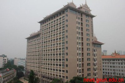 说明: http://news.gxun.edu.cn/upload/2012-06/12062111586702.jpg